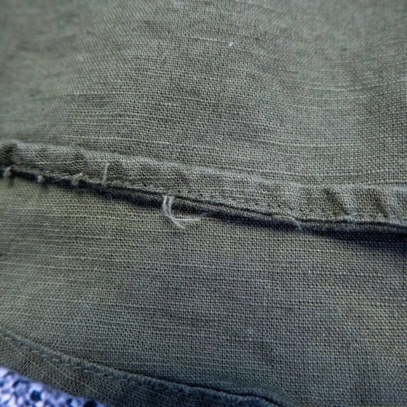 Mens Shirt XL Green Linen Button Down Long Sleeve Outdoors Minimalist Layer - Picture 6 of 16